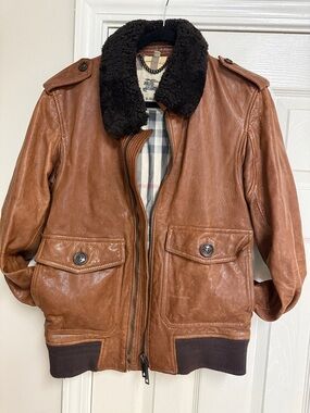 Burberry London
Lambskin Fur Jacket